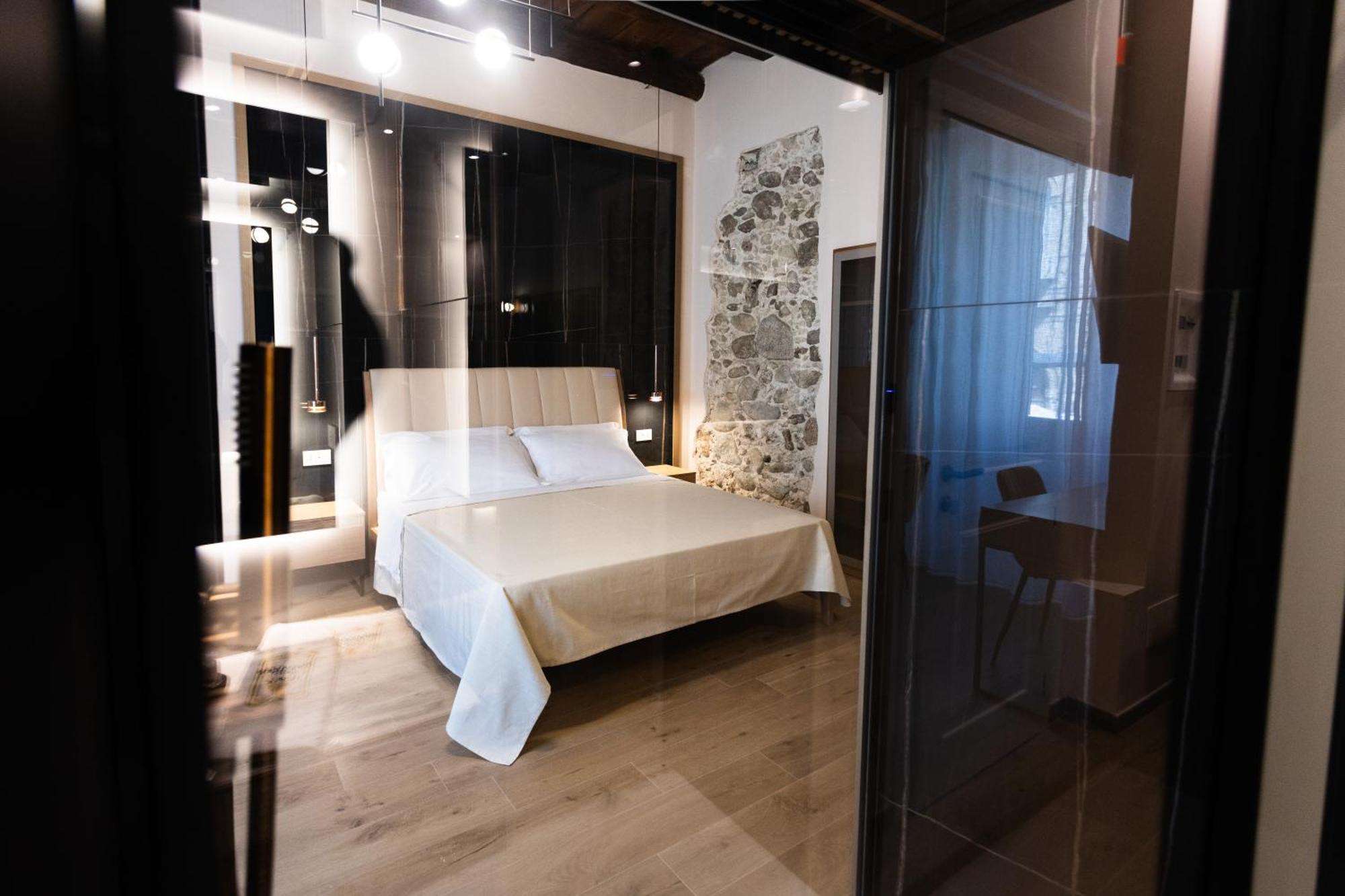 Heraklean Suites Tropea Exterior photo