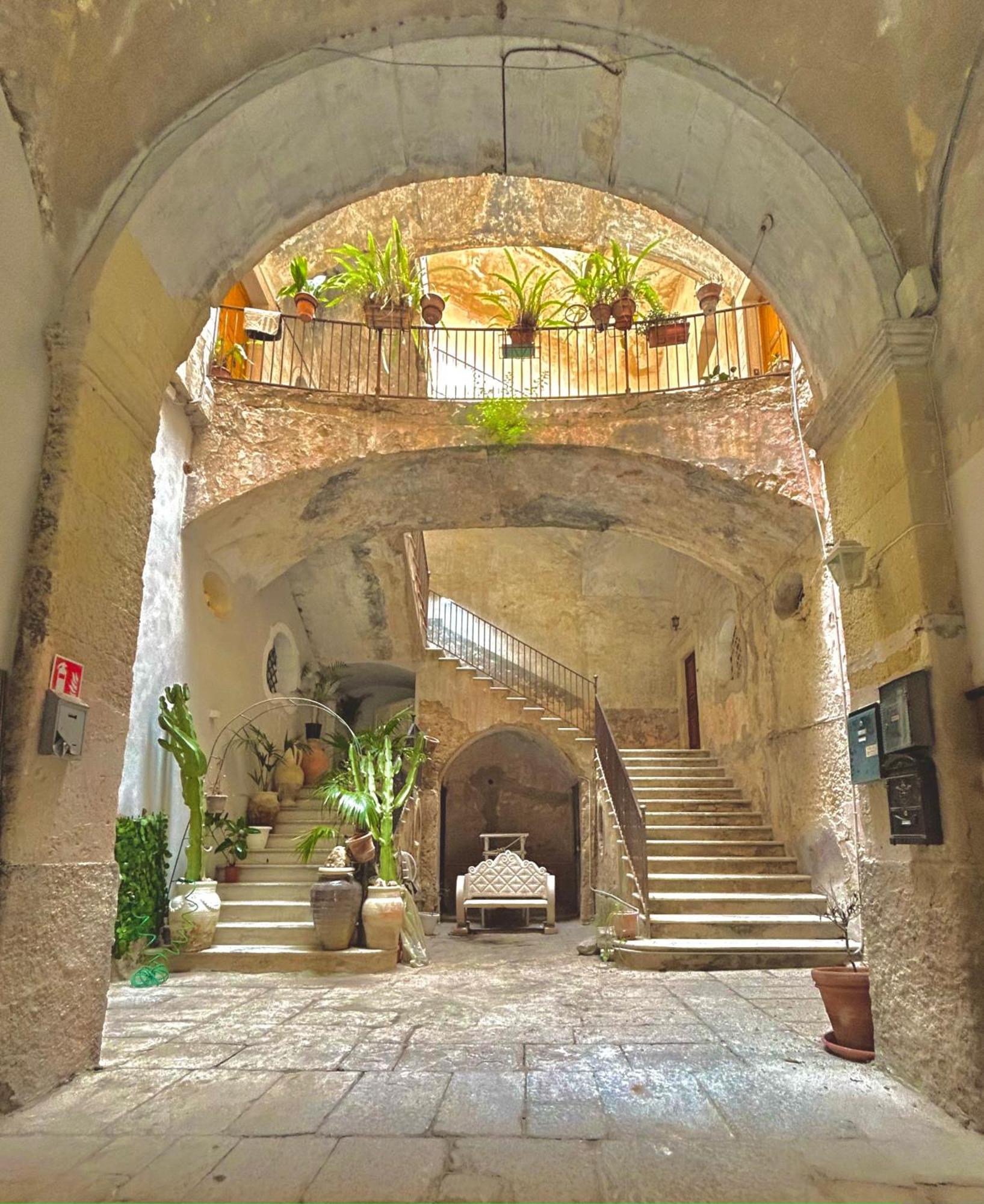 Heraklean Suites Tropea Exterior photo