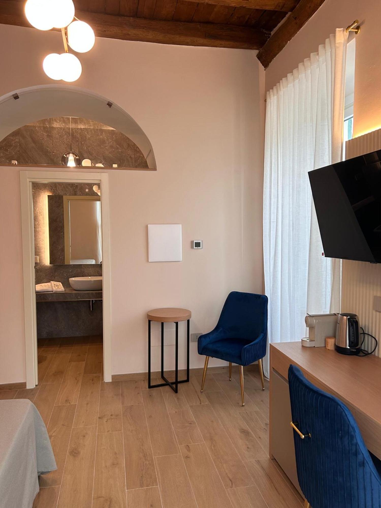 Heraklean Suites Tropea Exterior photo